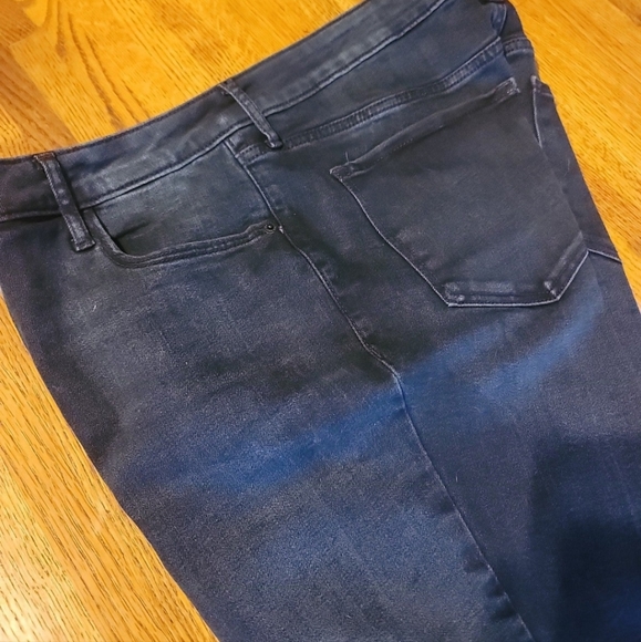 Old Navy Rockstar Jeans - Picture 2 of 5